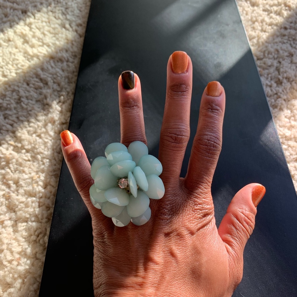 Flower ring - Picture 4 of 4